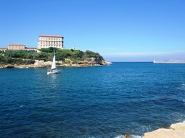 Třetí den je v plánu Marseille - zde je mys s palácem Palais du Pharo