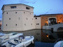 a je jen těžko k uvěření, že pár set metrů odsud je rozsáhlý kemp