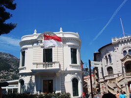 jsou prázdné - inu, je neděle